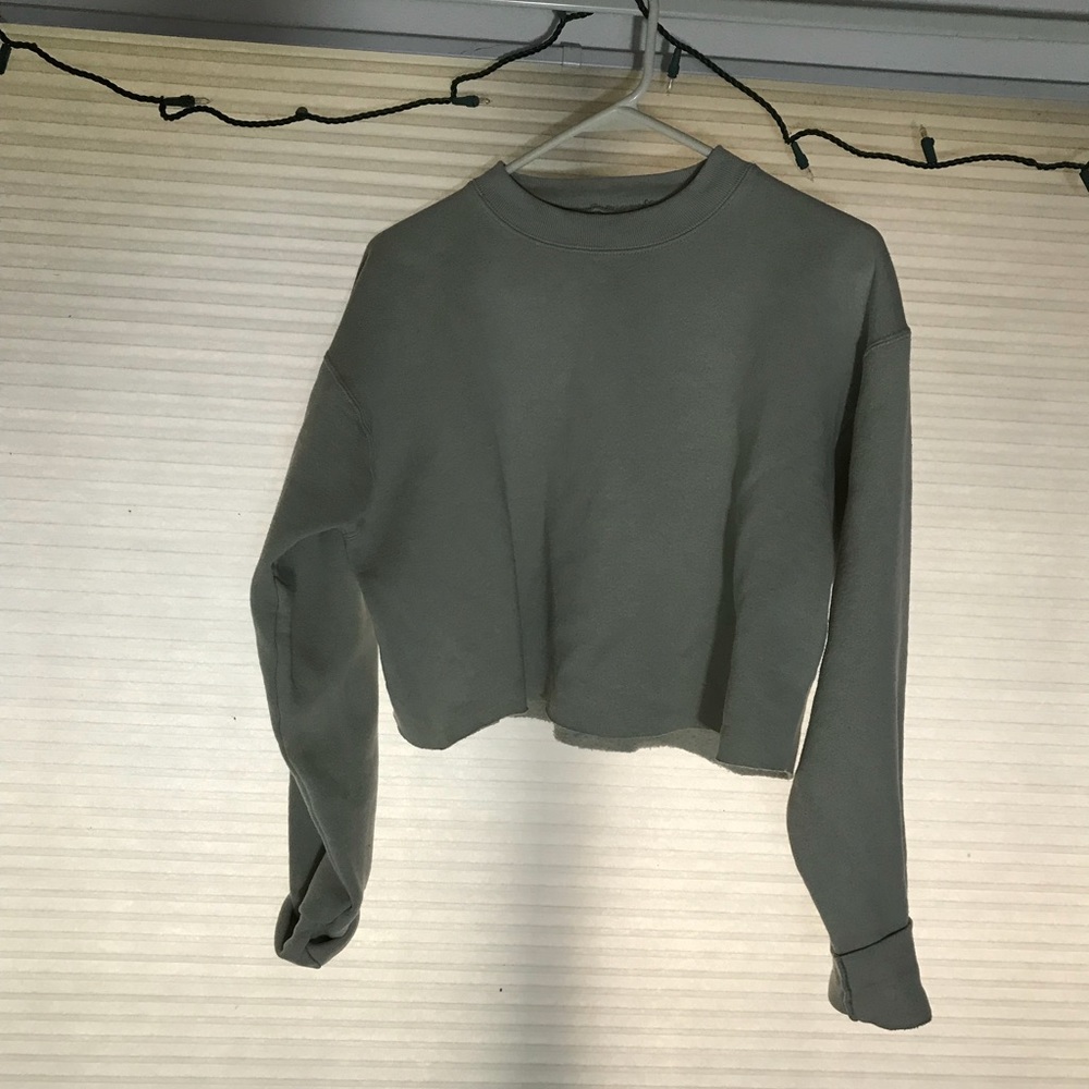 Vintage cropped crew neck